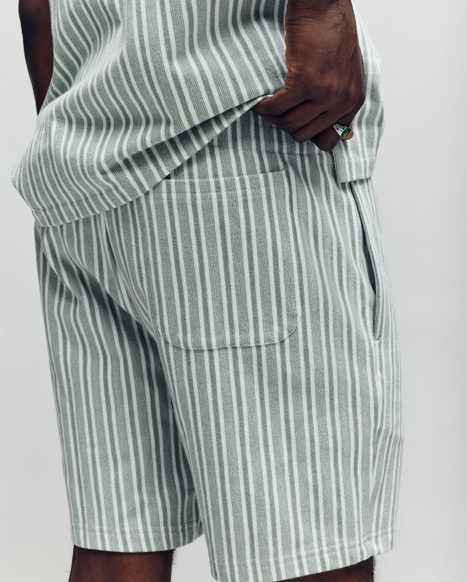 MENS ROBERT KNIT STRIPE SHORT - MB0900007 - Image 3